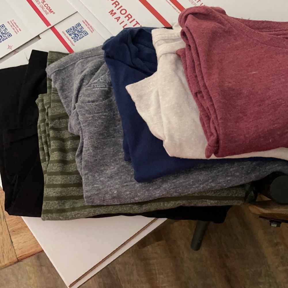 Lot of 6 Lularoe Men’s T-shirts
